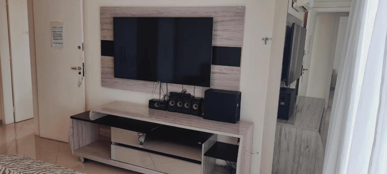 Apart no centro com 2 quartos, ar condicionado, internet, churrasqueira, cozinha completa e máquina de lavar roupas - O APTO NÃO É COMPARTILHADO COM OUTRAS PESSOAS Uniao Da Vitoria Exterior foto